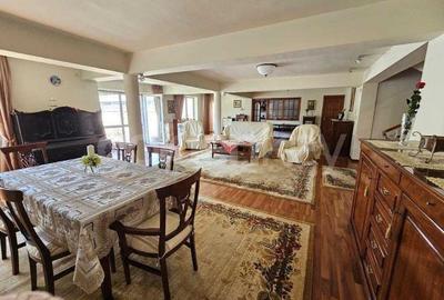 Vila individuala cu 8 camere | piscina | 2 garaje | 888mp teren - 4