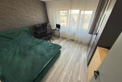 Vanzare apartament 2 camere decomandat, mobilat si utilat, bloc 1983, Progresul - 1