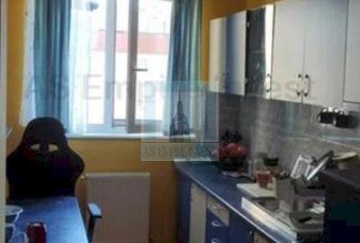 Apartament cu 3 camere decomandat, mobilat în Astra