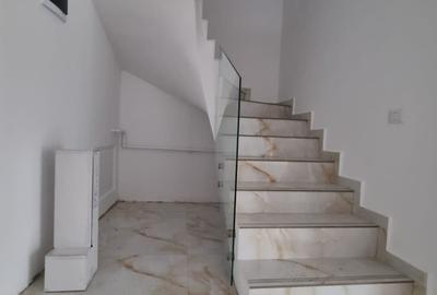 Reședință Modernă cu Finisaje Distinse - 33