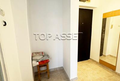 Doamna Ghica aproape de parc - 7