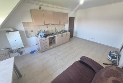 2 Cam-Lipovei-3 Min Iulius Town-55 MP--Centrala-86.000 Euro !Negociabil - 4