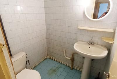 Apartament de 3 camere , 67.5 mp, Parter inalt/4,  str. Lunii- Zorilor - 10