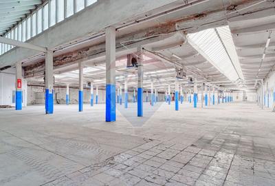 Spațiu industrial, de 1,500 mp, în Prejmer