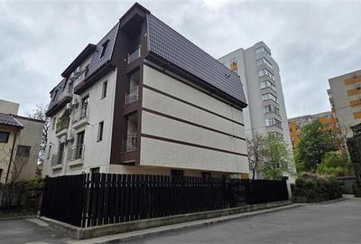 Spatiu comercial cu terasa de vanzare Sebastian - 3