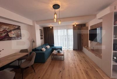 Apartament cu 3 camere, mobilat în Central