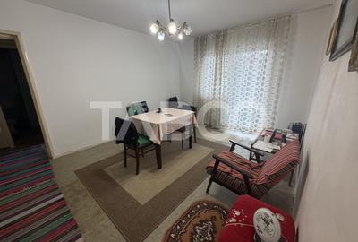 Apartament semidecomandat 4 camere 2 bai etaj 4 zona 1 Decembrie 1918 - 2