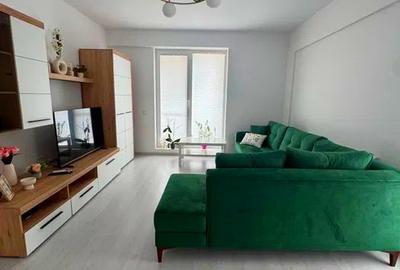 Apartament cu 3 camere decomandat în Theodor Pallady