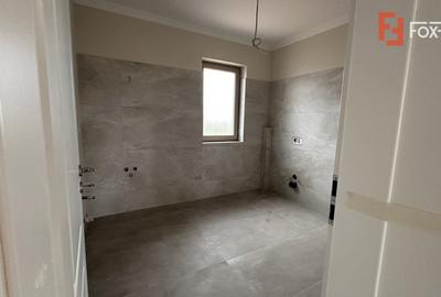 Duplex de vanzare cu 5 camere, despartit prin garaj, zona Giroc - 20
