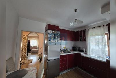 Casa la cheie cu garaj, D+P+E, 200 mpu, 1 400 mpt, central Dezmir - 11