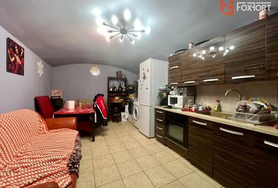 Apartament 3 camere la curte comuna de vanzare, zona Traian - 8
