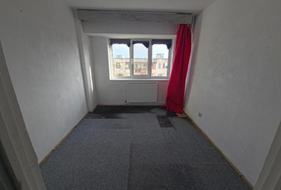 Ultracentral Tomis Mall 3 camere decomandat etaj 3/7 - 19