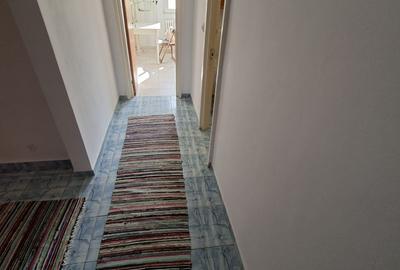 Apartament cu 2 camere, decomandat, etajul 2/10, zona Dacia - 6