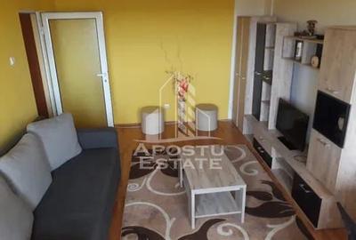Apartament cu 2 camere,decomandat,in zona Intim. - 3
