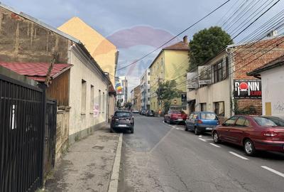 Spațiu pentru birouri / instituții – ultracentral, Str. Pitești - 1