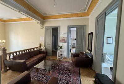 Vila istorica de vanzare in zona *Unirii* | 21 camere | curte, garaj - 20