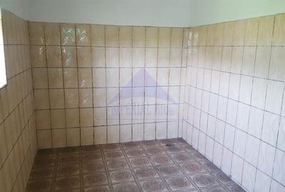Nuci - Vila spatioasa la pret de apartament, pretabila si pentru doua familii - 4