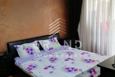 Apartament cu 3 camere semidecomandat în Florești