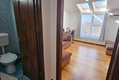 Vanzare apartament 3 camere, bloc cu acoperis, parcare, zona Buna Vestire - 7
