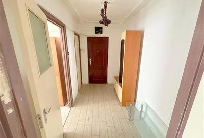Apartament 3 camere semidecomandat, zona Narcisa - 10