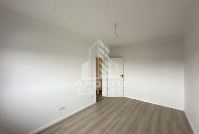 Jumatate de duplex cu 4 camere de vanzare, Dumbravita Timis - 12