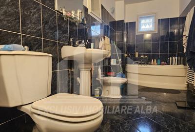 Casa individuala | 238 mp | 6 camere | Cetate - 8
