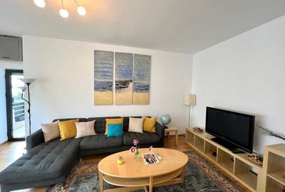 Apartament cu 3 camere decomandat în Băneasa