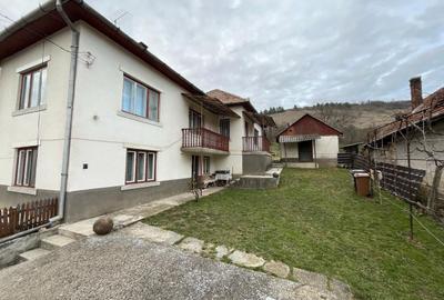 Casă individuala, 4 camere, 100mp, teren 1470mp, sat Suceagu - 2