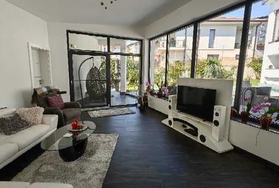 Vila deosebită cu 6 camere, piscină și grădină amenajată – Florești. - 7