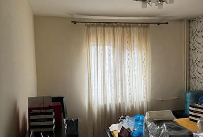 Apartament cu 3 camere , str. Bozieni - 14