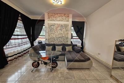 Casa / Vila cu 8 camere de vanzare Schitu/Costinesti - 9