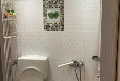 Garsoniera - zona Titan - 8