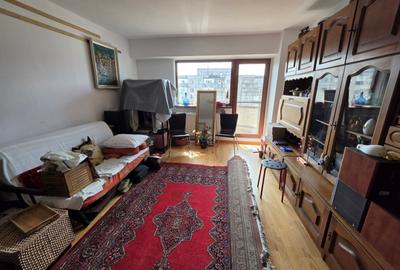 Tineretului, 5 minute metrou Timpuri Noi, stradal pe Viorele, bloc 1987 - 1