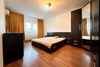 Apartament de vanzare  decomandat etaj 4 zona Soarelui