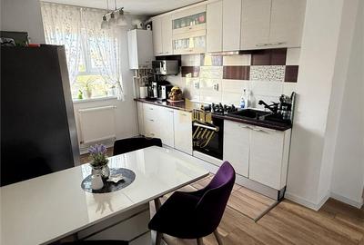 Apartament cu 2 camere semidecomandat, mobilat în Girocului