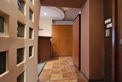 Oferta inchiriere garsoniera in Craiovei, parter,  260 EURO - 11