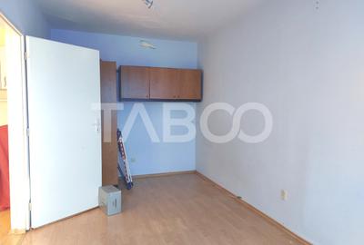 Pret Avantajos! Apartament 50 mpu 2 camere etaj 3 pivnita Cisnadie - 14