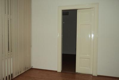 Birouri 80 mp RENOVAT (prima inchiriere) - 9