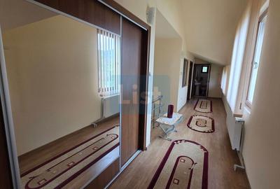 Vilă în Dubova,  langa Dunăre, teren 1361 mp - 9