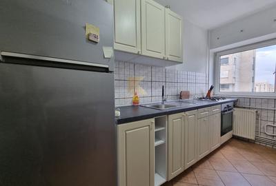 Apartament cu 2 camere decomandat, mobilat în Centrul Civic