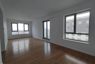 Apartament cu 3 camere decomandat în 1 Mai