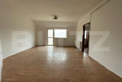 Garsonieră decomandată, mobilată în Florești