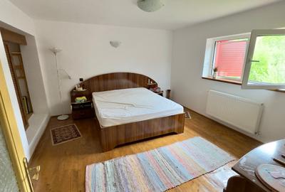 Vila vacanta Cheia - Prahova | Centrala Proprie | Pretabila si pentru investitie - 1