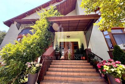 Vila impresionanta 605 mp, curte 2191 mp, dublu acces auto, garaj - 8