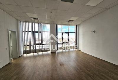 Spatiu de birouri de inchriat locatie centrala si vizibilitate buna - 17