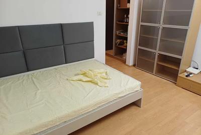 Garsonieră semidecomandată, mobilată în Titan