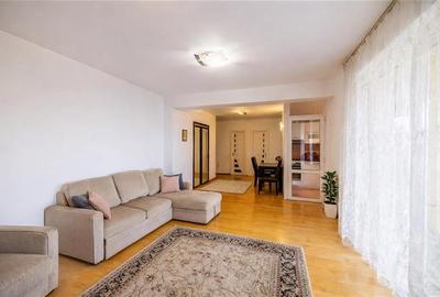 Apartament cu 3 camere decomandat, mobilat în Central