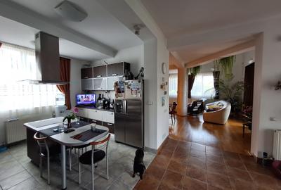 Casa de vanzare - 4