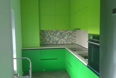Apartament de vânzare - 4