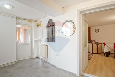 CASĂ INDIVIDUALĂ ÎN SCHEI    STRADA PIATRA MARE - 13